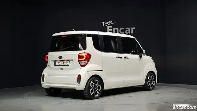 Main__Slider__Photo:RAY Kia 2021.5-1