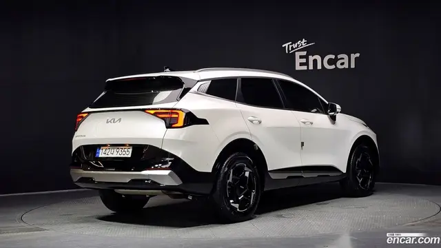 Main__Slider__Photo:Sportage Kia 2025.1-1