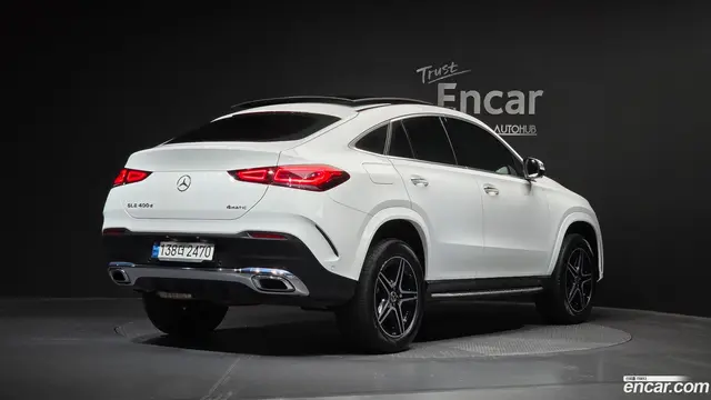 Main__Slider__Photo:GLE-Class Mercedes-Benz 2021.6-1