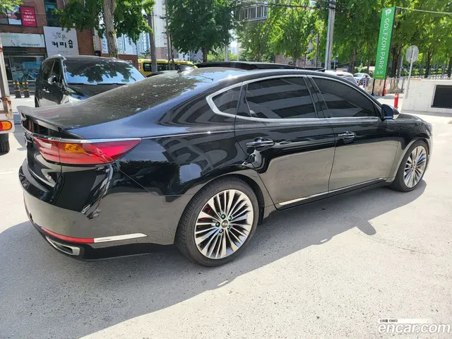Main__Slider__Photo:K7 Kia 2018.4-1