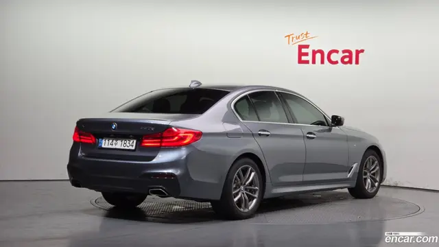 Main__Slider__Photo:5-Series BMW 2018.0-1