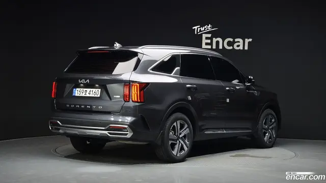 Main__Slider__Photo:Sorento Kia 2022.6-1