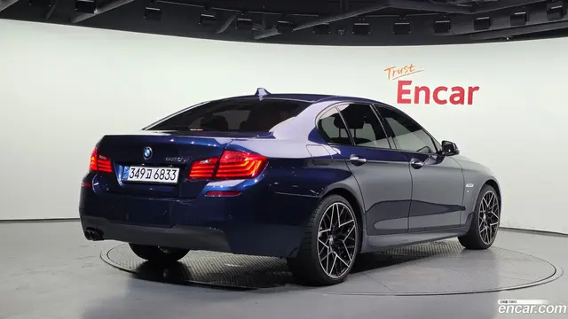 Main__Slider__Photo:5-Series BMW 2016.4-1