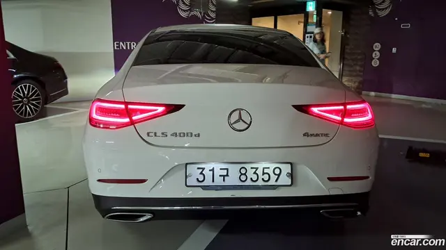 Main__Slider__Photo:CLS-Class Mercedes-Benz 2019.0-1