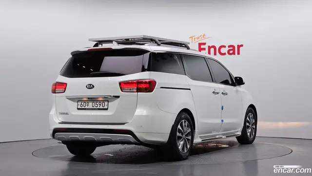 Main__Slider__Photo:Canival Kia 2015.11-1