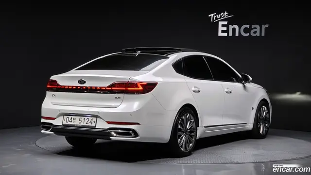 Main__Slider__Photo:K7 Kia 2019.7-1