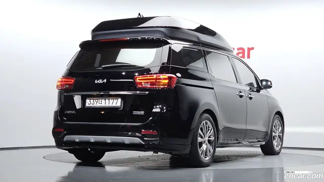 Main__Slider__Photo:Canival Kia 2018.6-1