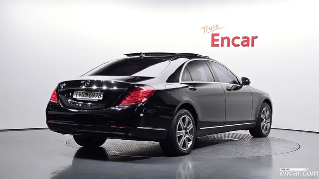 Main__Slider__Photo:S-Class Mercedes-Benz 2015.3-1
