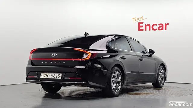 Main__Slider__Photo:Sonata Hyundai 2023.3-1