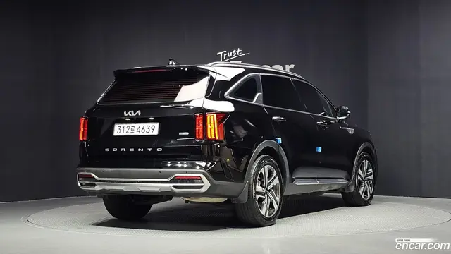 Main__Slider__Photo:Sorento Kia 2022.4-1