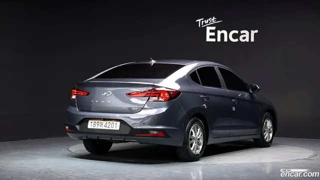 Main__Slider__Photo:AVANTE Hyundai 2019.7-1