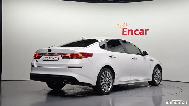 Main__Slider__Photo:K5 Kia 2019.10-1