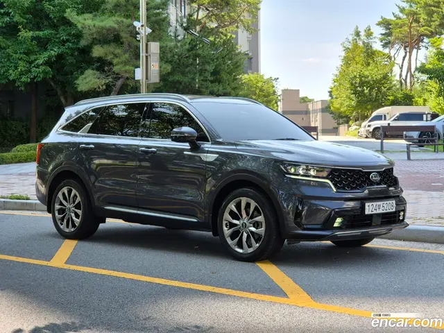 Main__Slider__Photo:Sorento Kia 2021.0-1