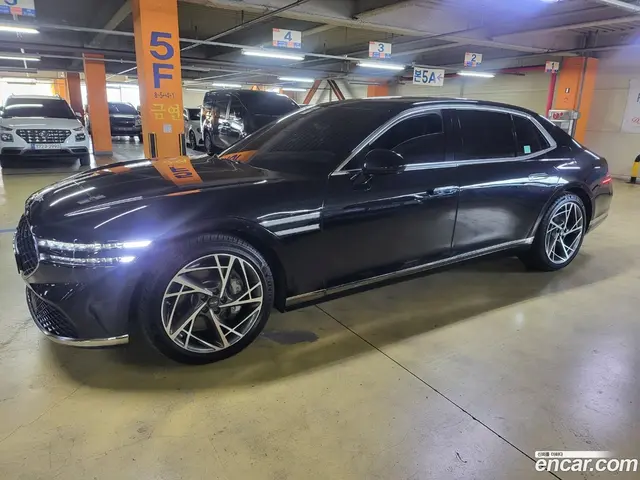 Main__Slider__Photo:G90 Genesis 2022.7-1