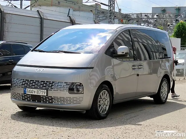 Main__Slider__Photo:Staria Hyundai 2024.3-1