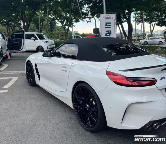 Main__Slider__Photo:Z4 BMW 2021.7-1