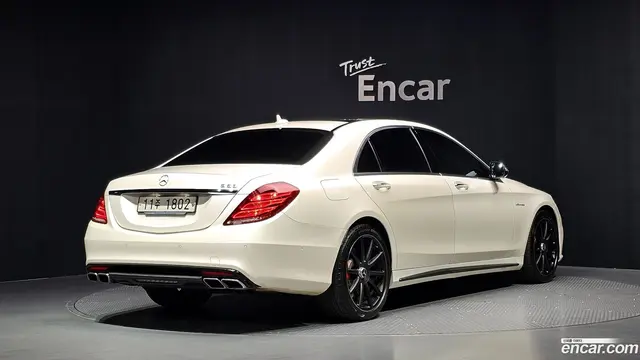 Main__Slider__Photo:S-Class Mercedes-Benz 2015.4-1