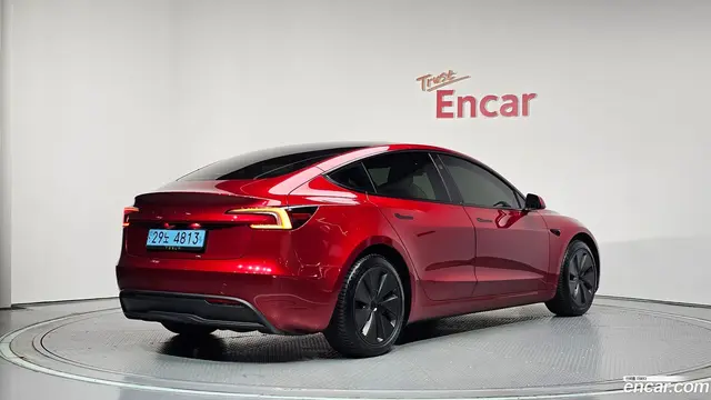 Main__Slider__Photo:Model 3 Tesla 2024.5-1