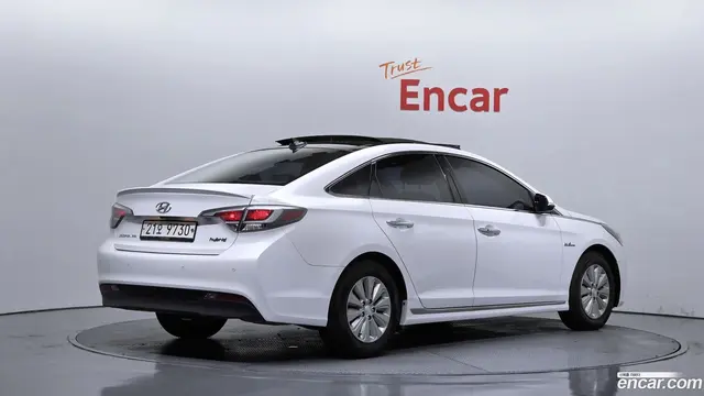 Main__Slider__Photo:Sonata Hyundai 2015.6-1