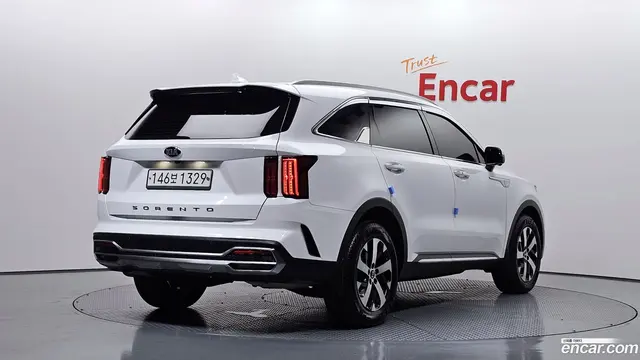 Main__Slider__Photo:Sorento Kia 2020.3-1