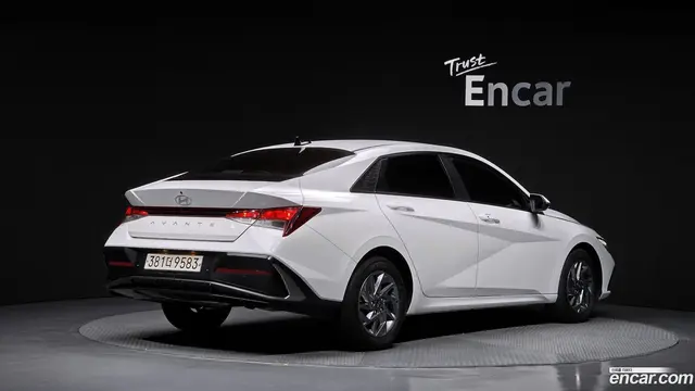 Main__Slider__Photo:AVANTE Hyundai 2023.5-1
