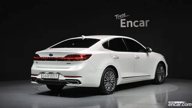 Main__Slider__Photo:K7 Kia 2020.3-1