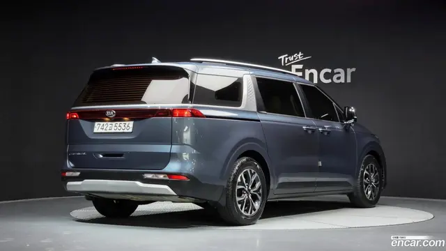 Main__Slider__Photo:Canival Kia 2021.5-1