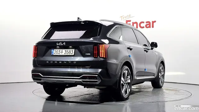 Main__Slider__Photo:Sorento Kia 2021.9-1