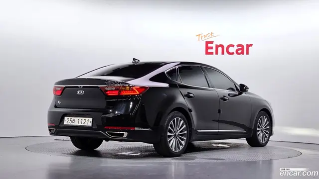 Main__Slider__Photo:K7 Kia 2017.4-1