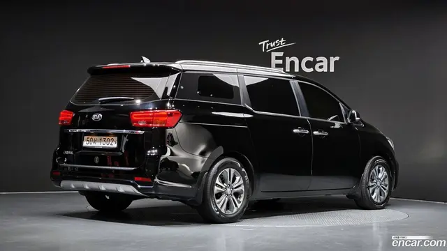 Main__Slider__Photo:Canival Kia 2019.6-1