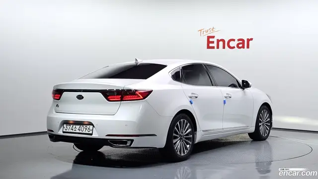 Main__Slider__Photo:K7 Kia 2019.7-1
