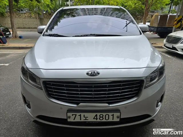 Main__Slider__Photo:Canival Kia 2015.3-1