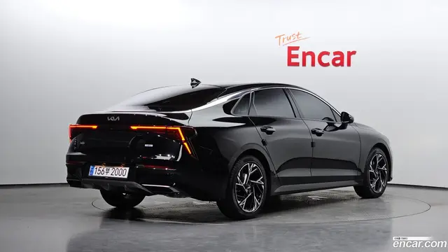 Main__Slider__Photo:K5 Kia 2023.11-1
