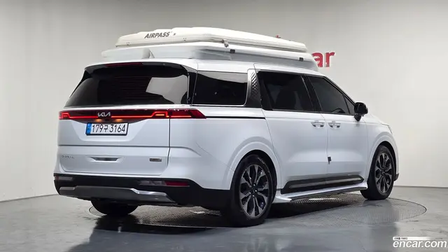 Main__Slider__Photo:Canival Kia 2023.4-1