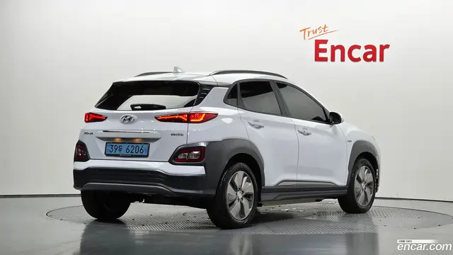 Main__Slider__Photo:Kona Hyundai 2018.9-1