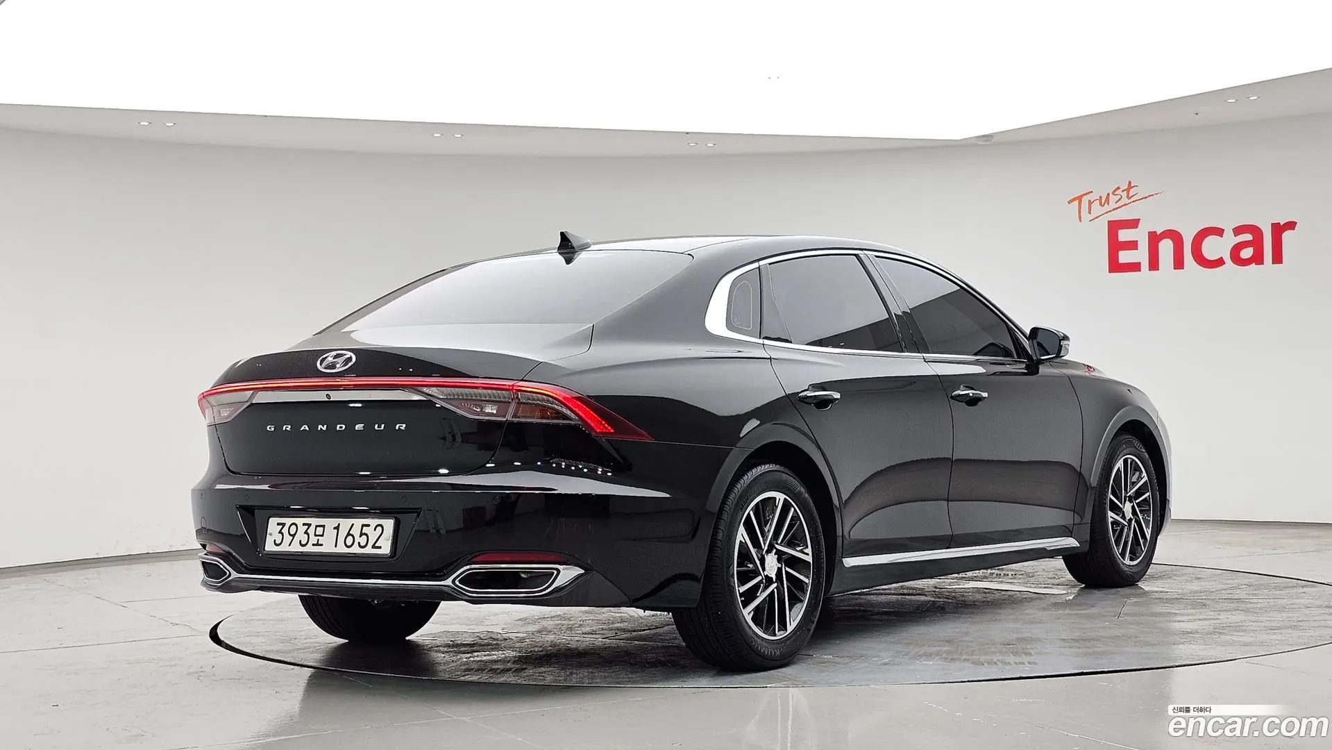 Main__Slider__Photo:Grandeur Hyundai 2020.5-1