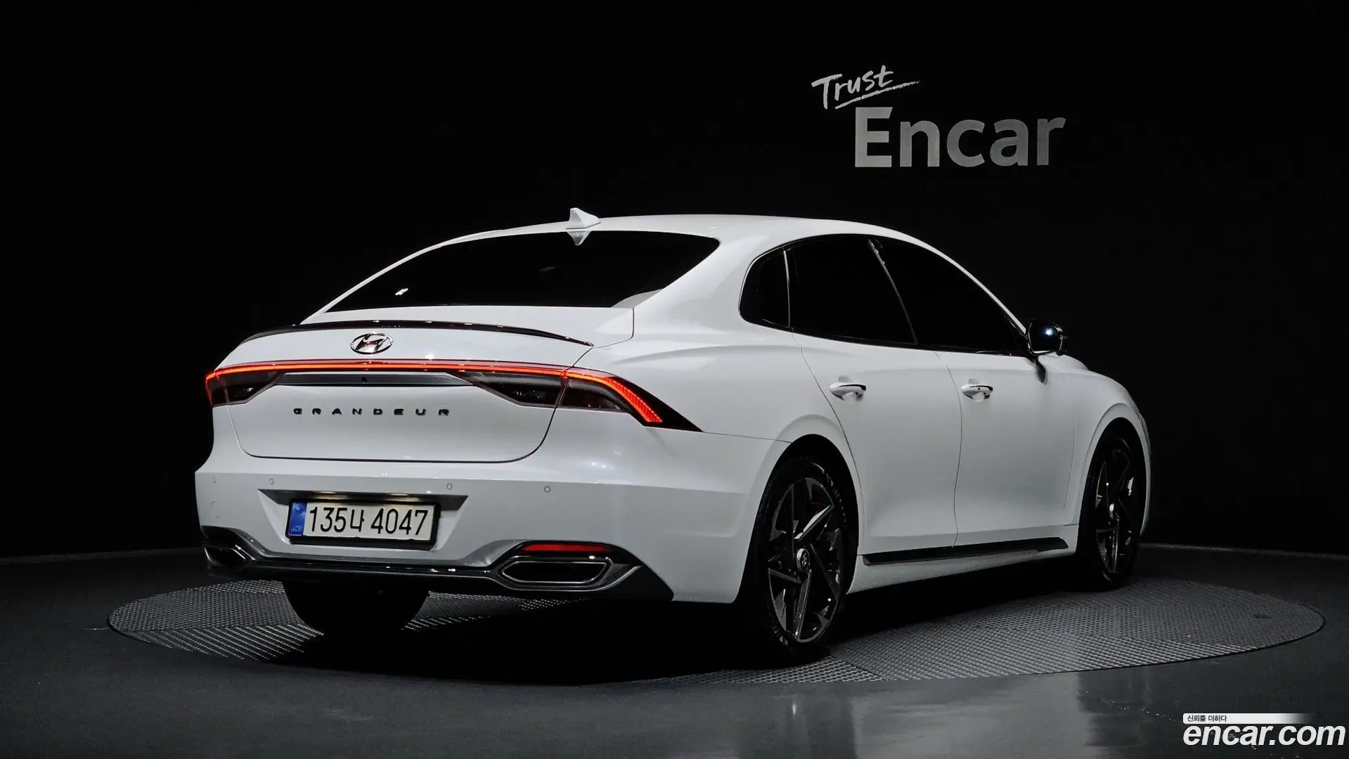 Main__Slider__Photo:Grandeur Hyundai 2021.7-1