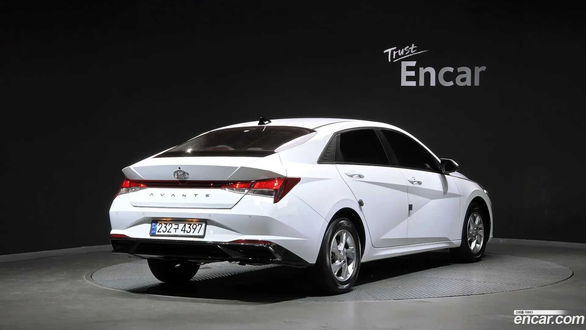 Main__Slider__Photo:AVANTE Hyundai 2021.7-1