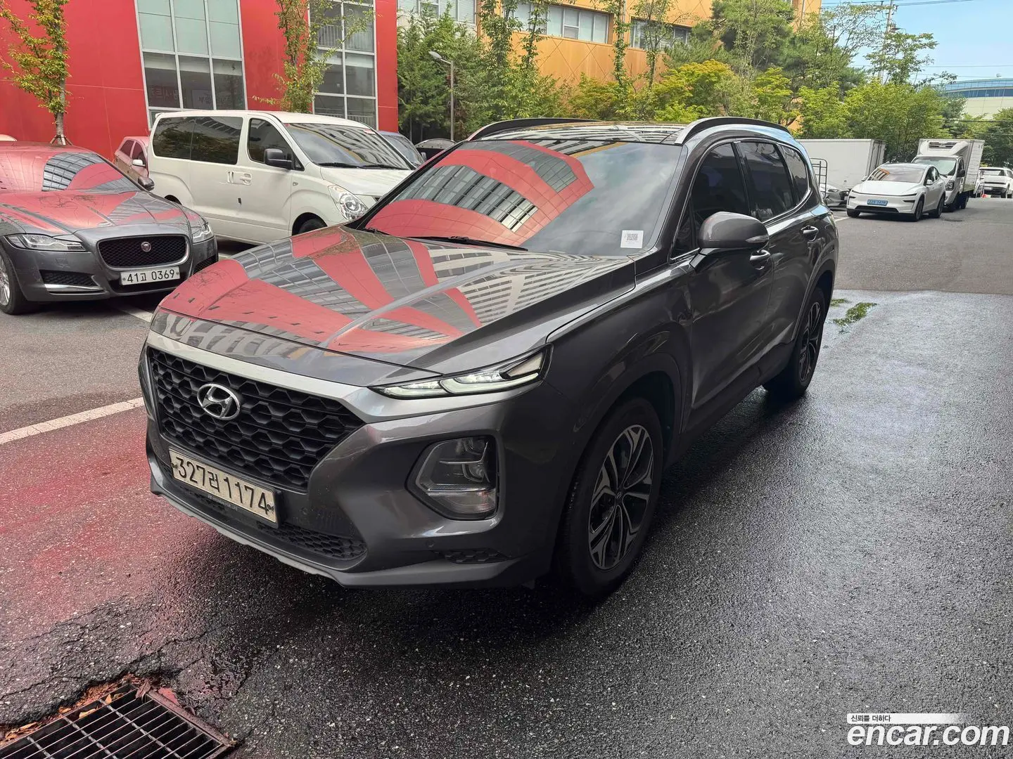 Main__Slider__Photo:Santafe Hyundai 2019.1-1