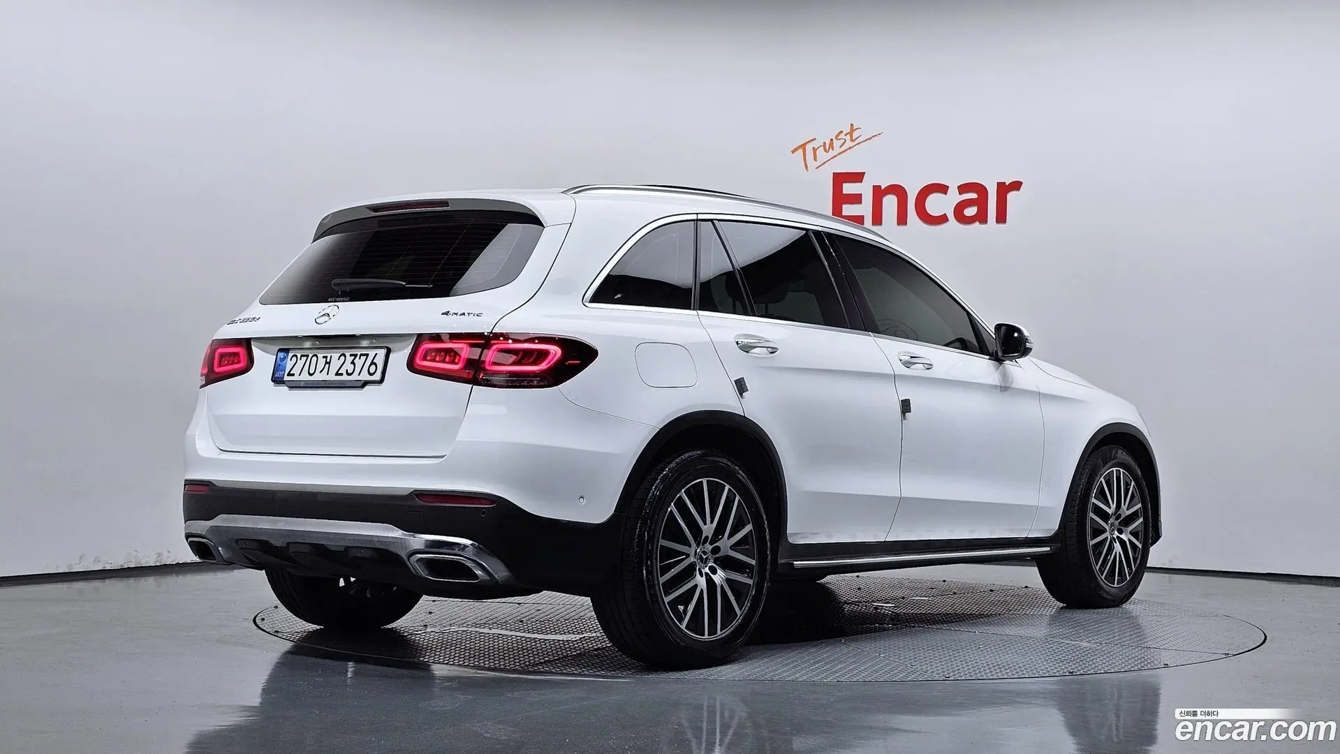 Main__Slider__Photo:GLC-Class Mercedes-Benz 2021.7-1