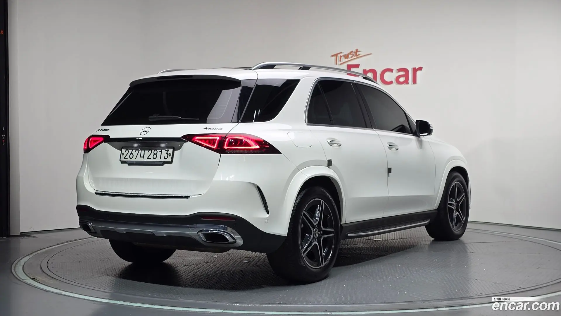 Main__Slider__Photo:GLE-Class Mercedes-Benz 2019.11-1
