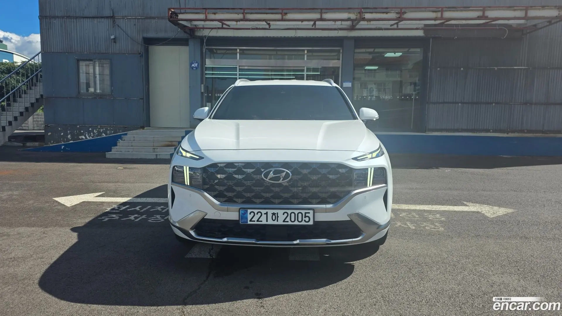 Main__Slider__Photo:Santafe Hyundai 2023.5-1