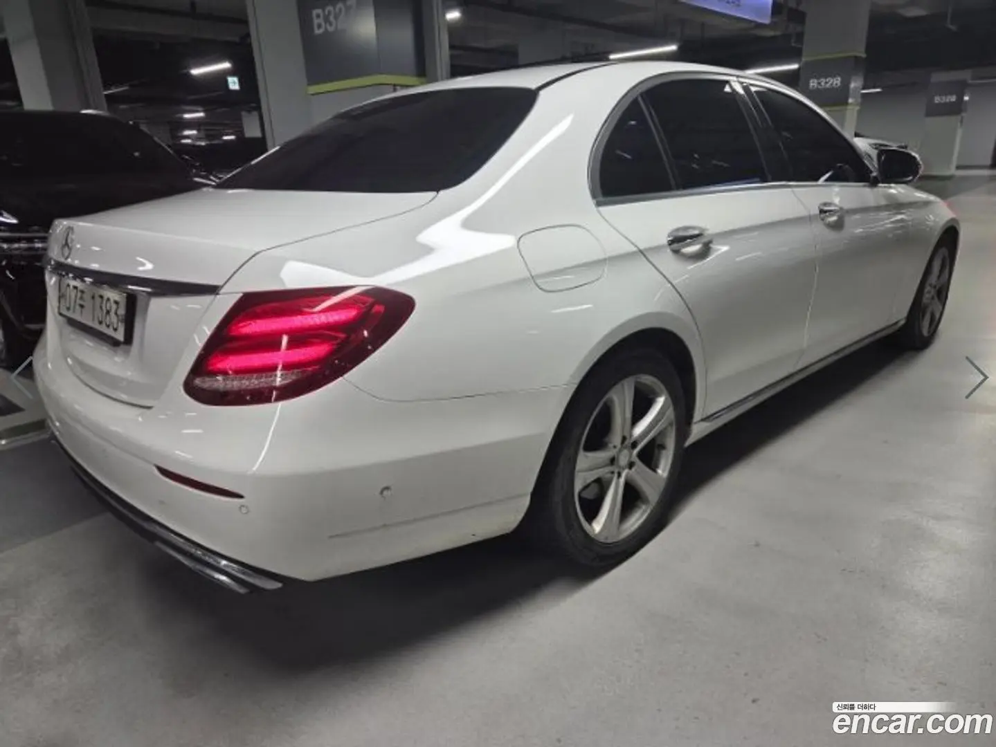 Main__Slider__Photo:E-Class Mercedes-Benz 2017.1-1