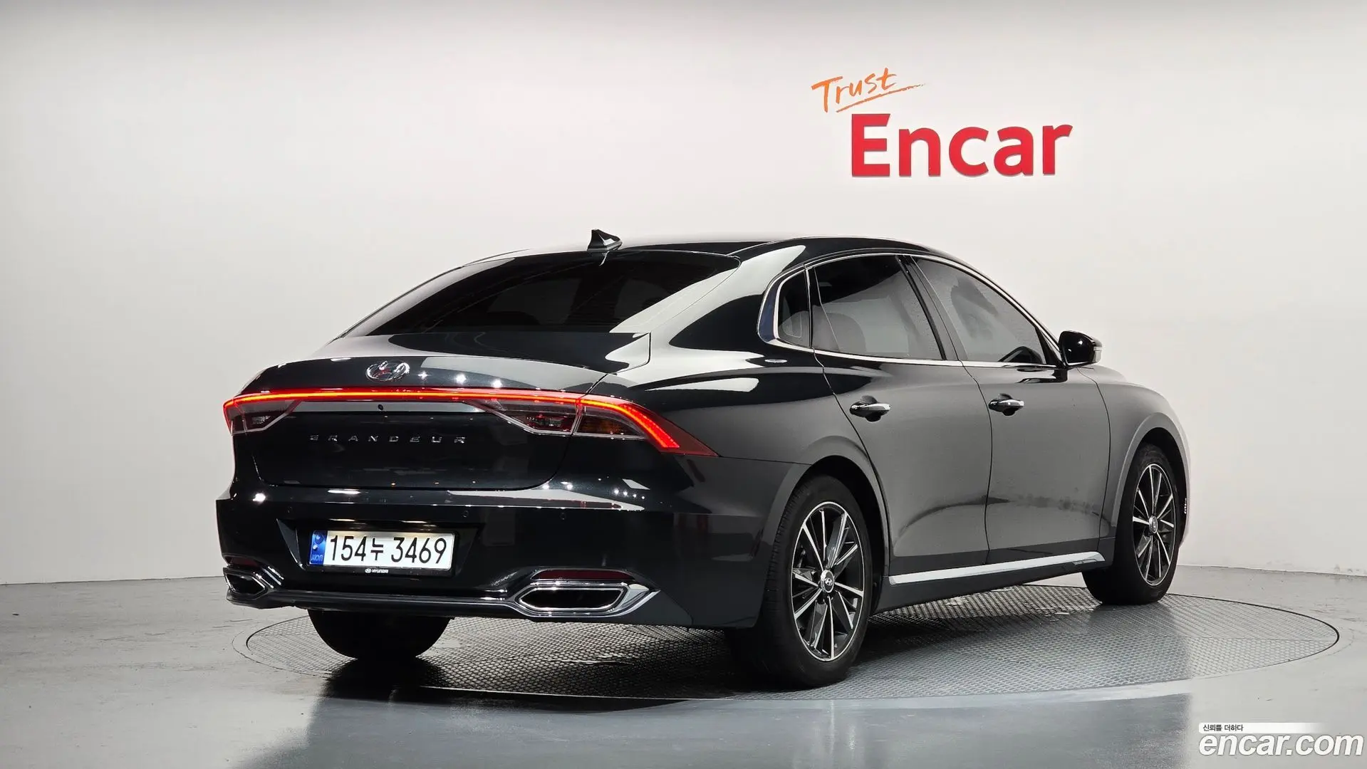 Main__Slider__Photo:Grandeur Hyundai 2020.5-1