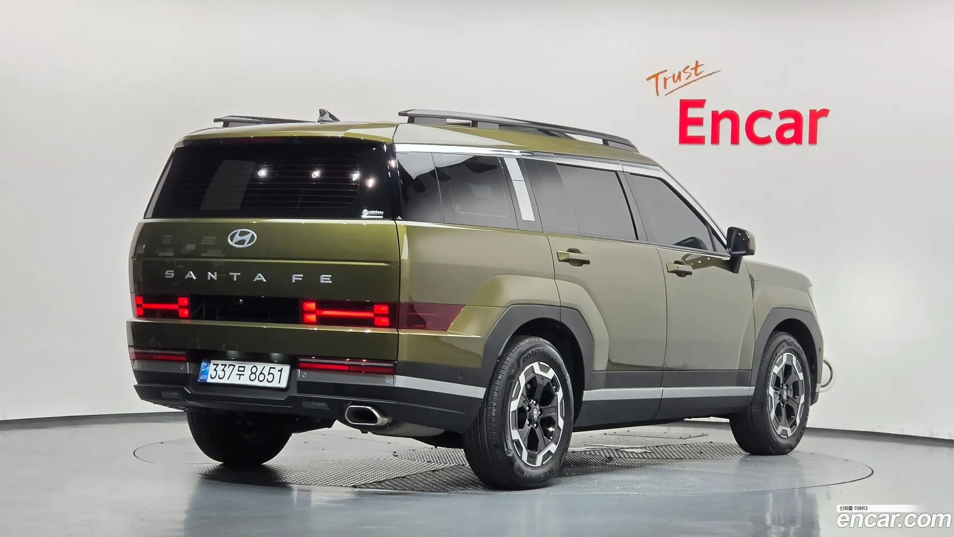 Main__Slider__Photo:Santafe Hyundai 2024.5-1