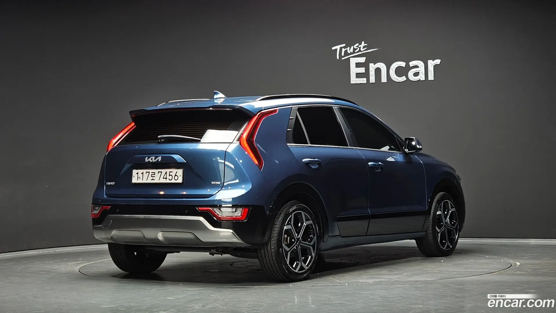 Main__Slider__Photo:Niro Kia 2022.3-1