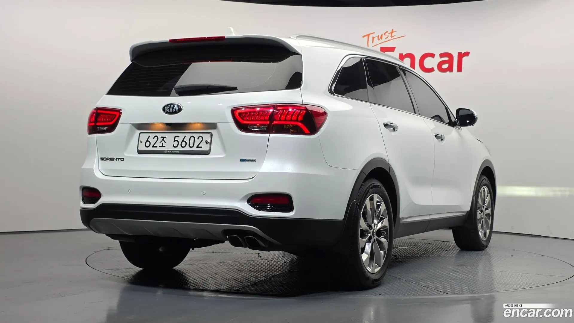 Main__Slider__Photo:Sorento Kia 2018.7-1