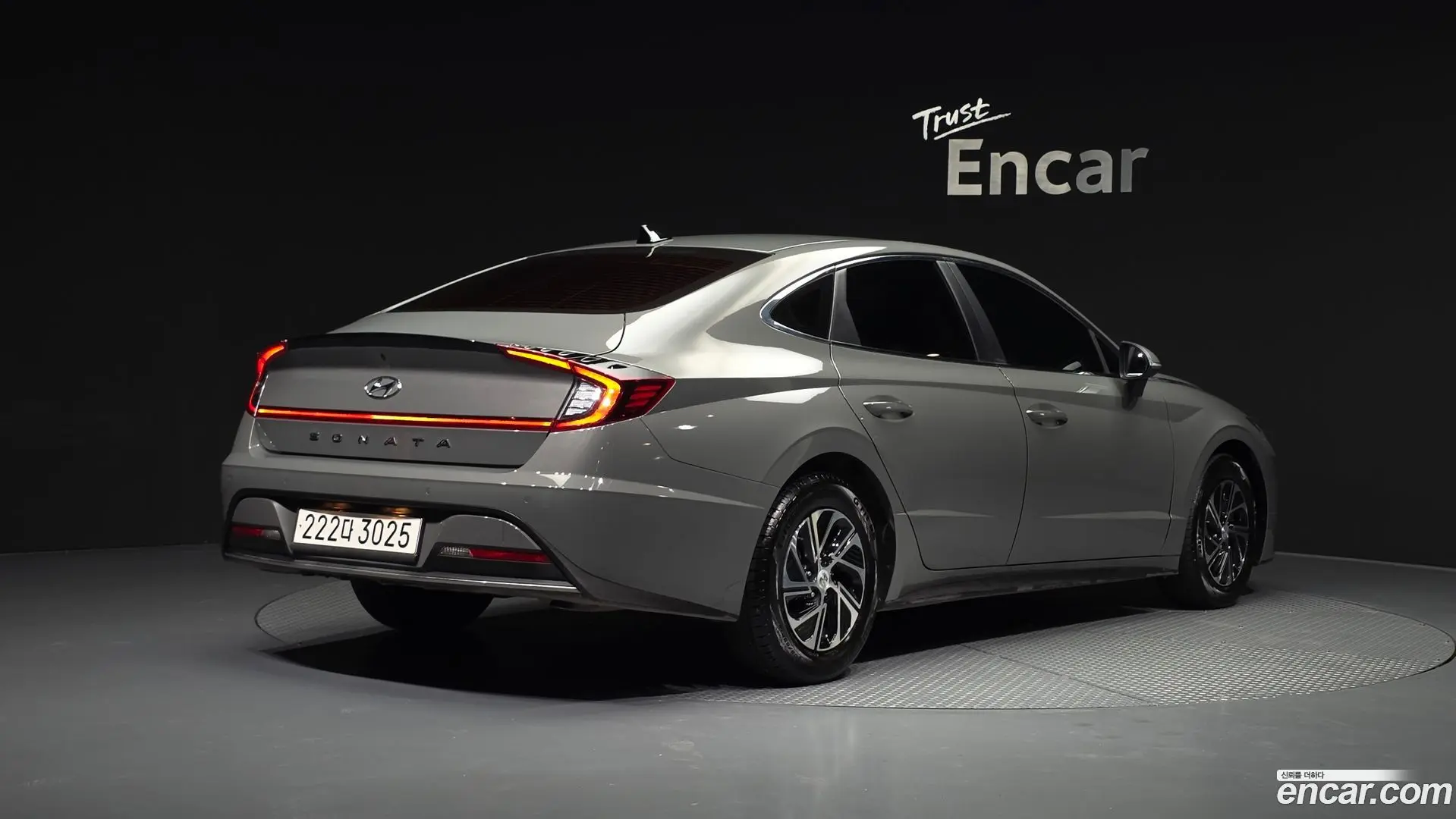 Main__Slider__Photo:Sonata Hyundai 2022.4-1