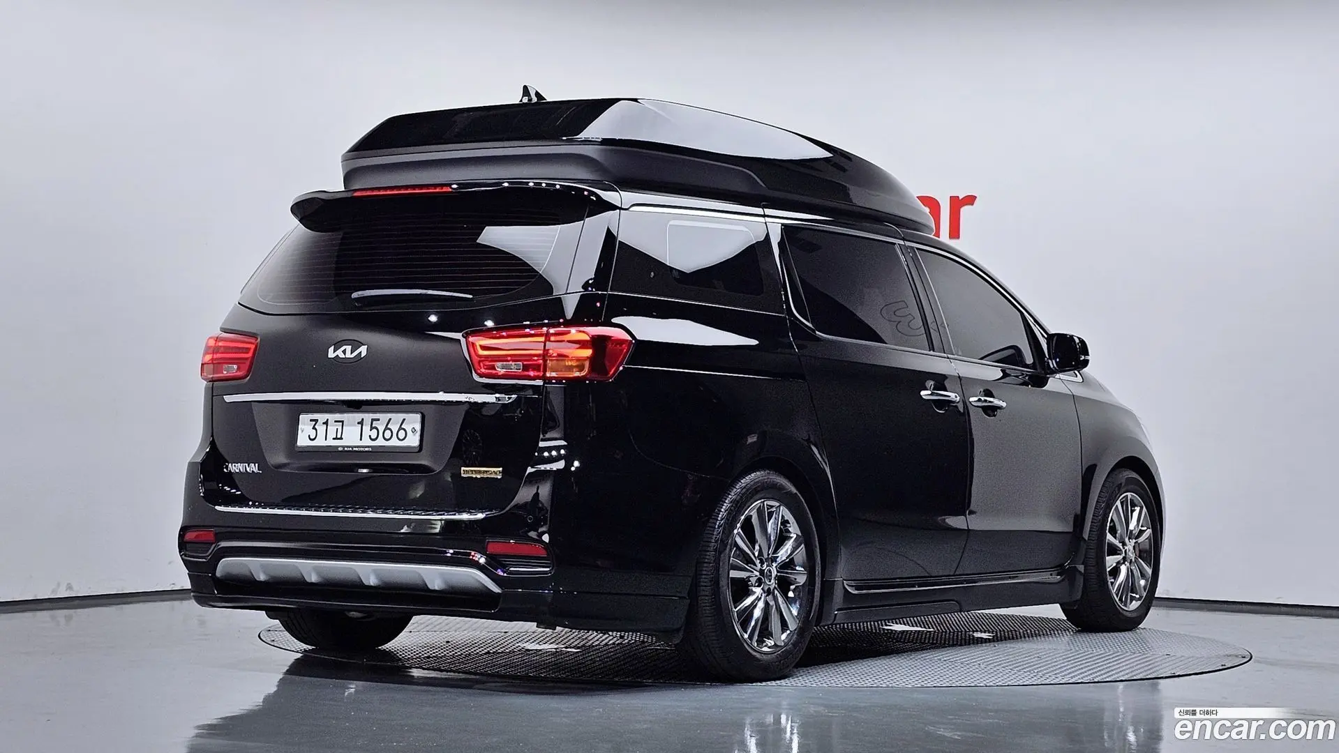 Main__Slider__Photo:Canival Kia 2019.0-1