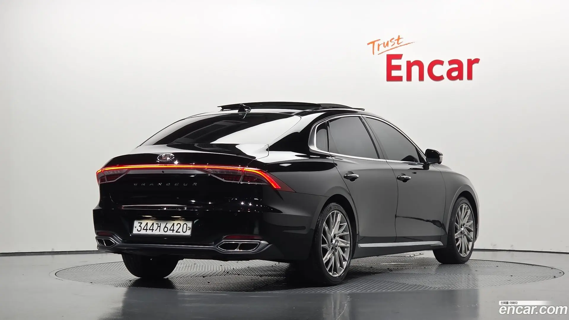 Main__Slider__Photo:Grandeur Hyundai 2020.5-1